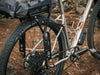 Support de fixation bikepacking Old Man Mountain – FLiP Cages