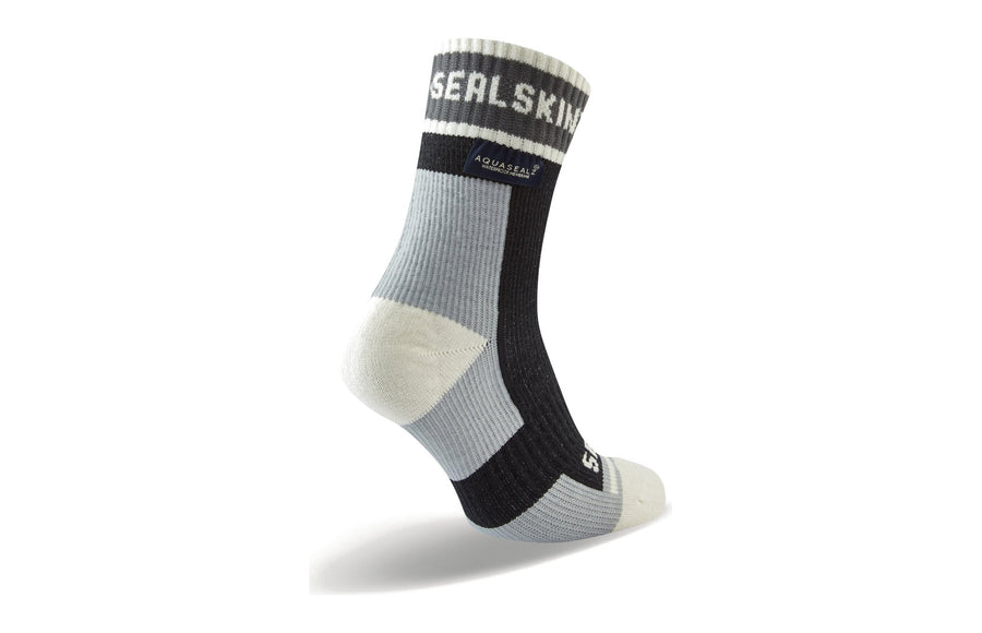 chaussettes-impermeables-enfant-sealskinz-holverstone-sec1