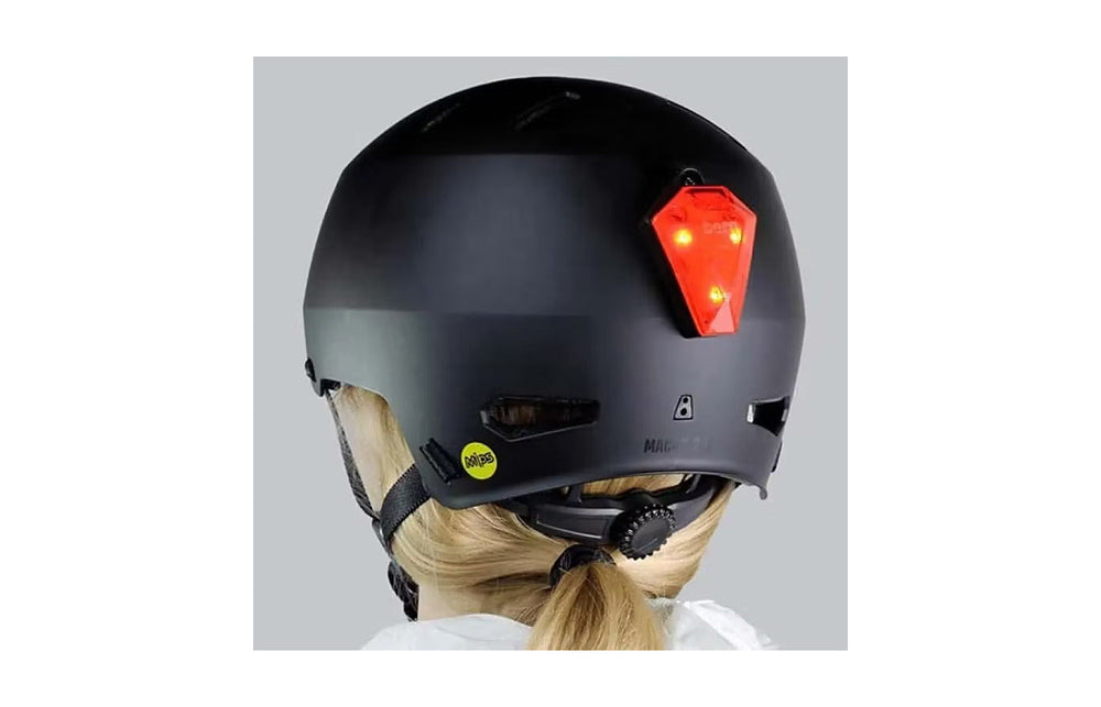 Éclairage Bern Diamond en situation sur un casque