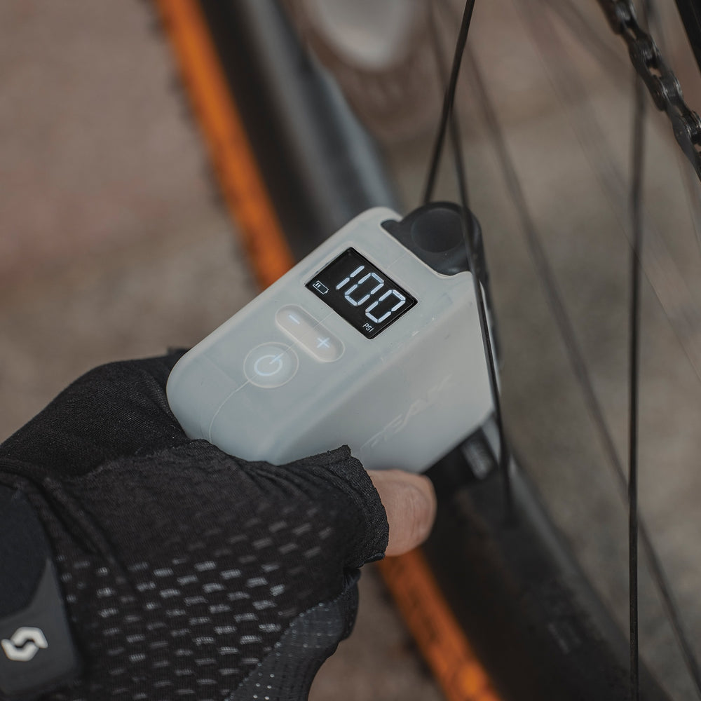 Pompe électrique Topeak E-Booster Digital