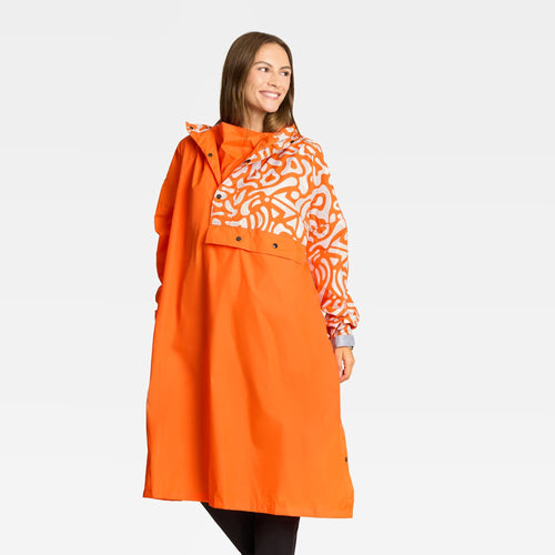 Poncho de pluie vélo Urban Circus Romea orange porté