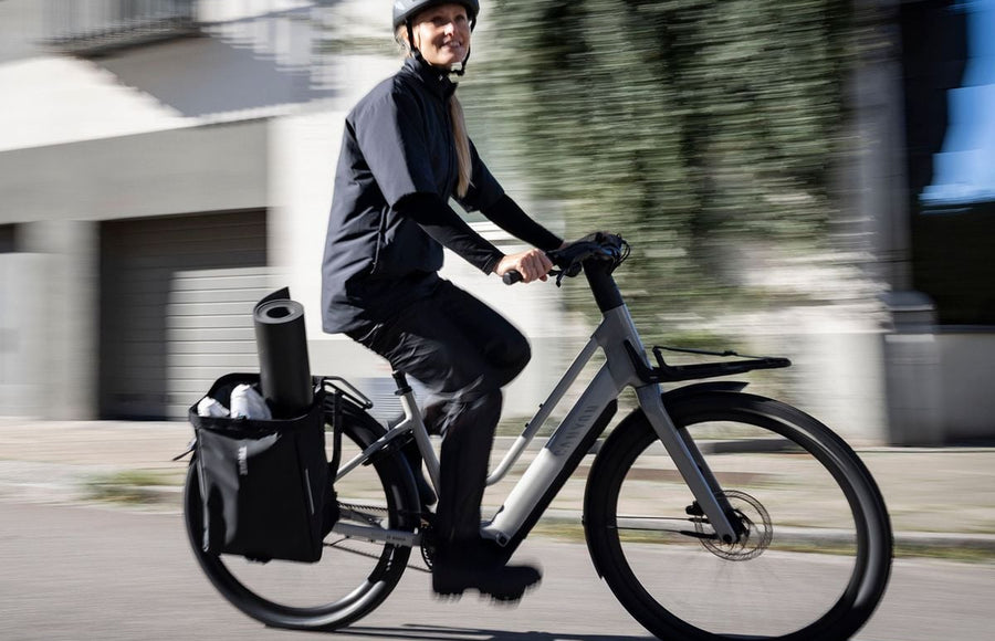 sacoche-bac-velo-thule-chasm-cargo-bin-inlock-25l-sec1