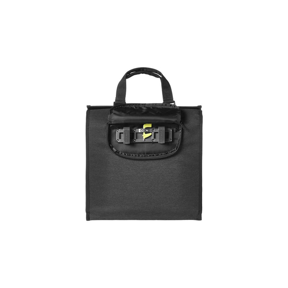 Sacoche shopper vélo Basil Mira 17 L – la sacoche noir chiné sur fond blanc