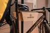 Support vélo mural KHEAX en hêtre avec tiroir