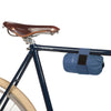 Pochette de rangement de la cape Garibaldina 2G fixée au cadre du vélo